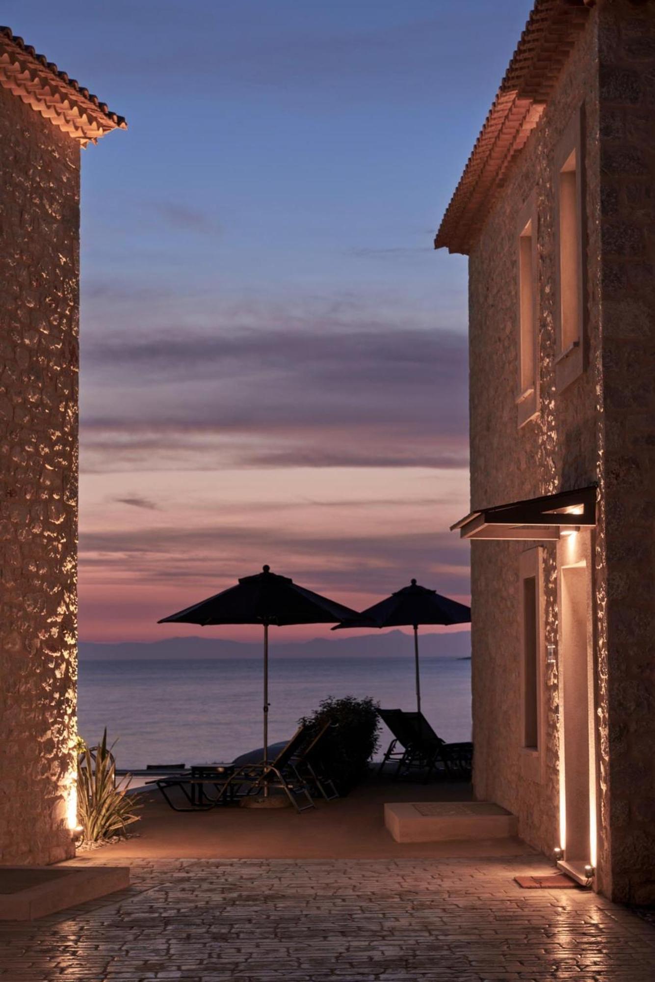 Beachfront Alassa Villas With Private Pools Kotronion  Dış mekan fotoğraf